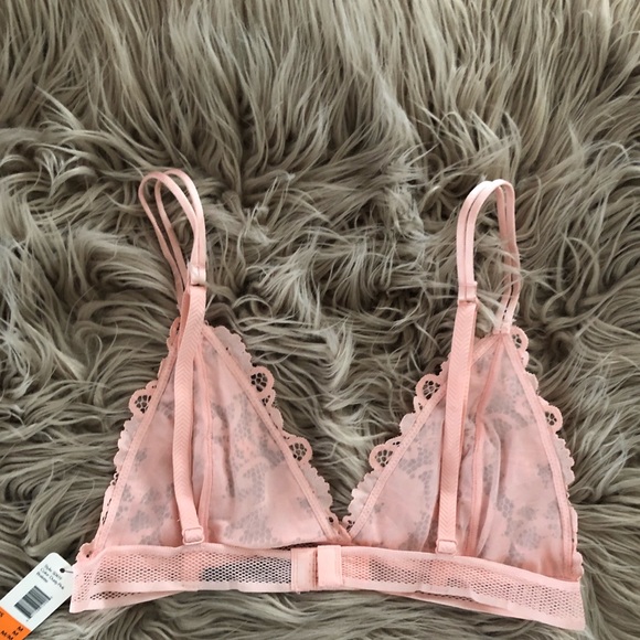 Bralette 🌈 - Picture 3 of 3